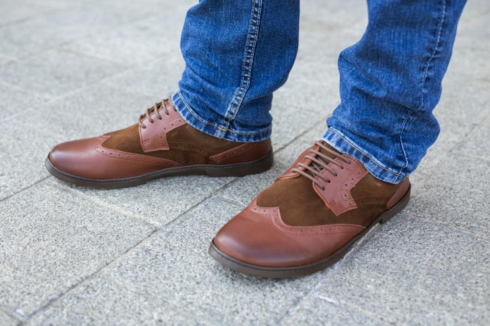 BRIQ Brogue Antique Cognac